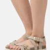 Pier One Leather - Sandales - Beige