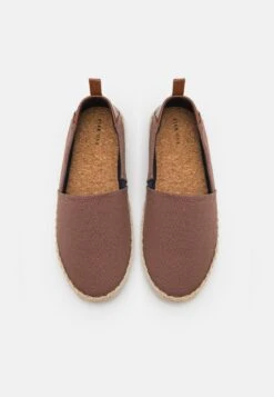 Pier One Unisex - Espadrilles - Brown 11 Pier One Unisex - Espadrilles - Brown -Pier One 31da881e18bf49df90b20d8e283884c8