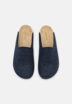 Pier One Unisex - Chaussons - Dark Blue 11 Pier One Unisex - Chaussons - Dark Blue -Pier One 338c05030330471d8a91e257e1564476