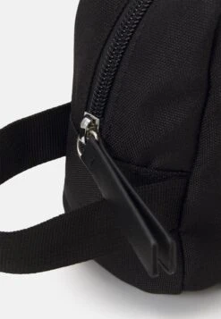 Pier One Trousse De Toilette - Black -Pier One 3d010853bd374b4f84db8b0a35a8b289