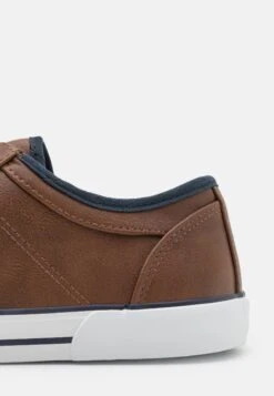 Pier One Unisex - Baskets Basses - 708 -Pier One 6cb9961057c1485da074209b854ade4a