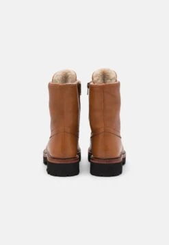 Pier One Leather Winter Boot - Bottines À Lacets - Cognac -Pier One bf53894e40e64ca2b1af6a323aced008