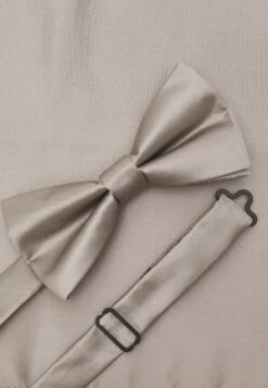 Pier One Set - Mouchoir De Poche - Stone 13 Pier One Set - Mouchoir De Poche - Stone -Pier One c079acf21d984f87a5a118594b813079