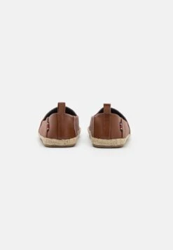 Pier One Unisex - Espadrilles - Brown 10 Pier One Unisex - Espadrilles - Brown -Pier One c87e3fa4120843cda9a914d0e4b77c24